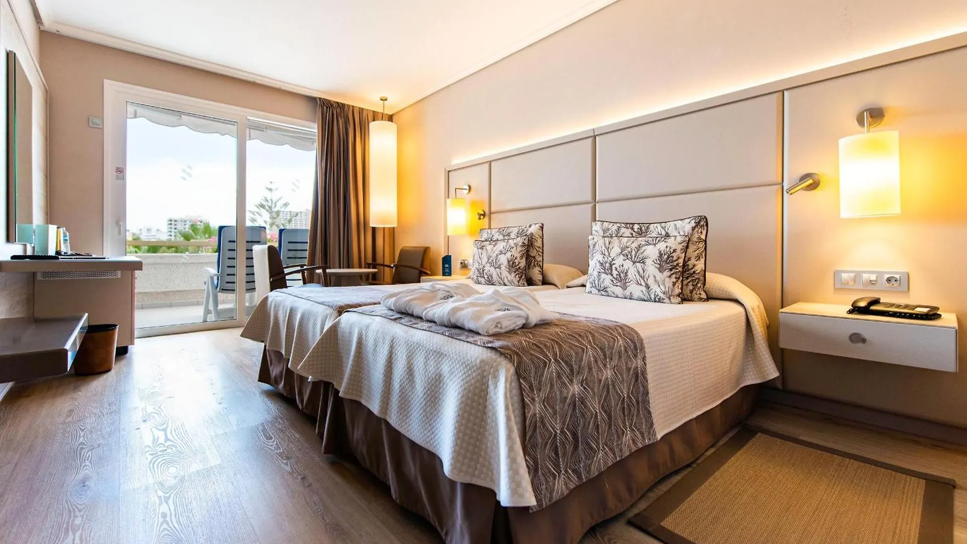 Spring Arona Gran Hotel - Adults Only Los Cristianos  4*, Los Cristianos (Tenerife) Spanien